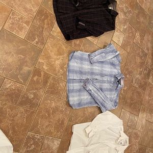 3 men’s button downs all in great condition